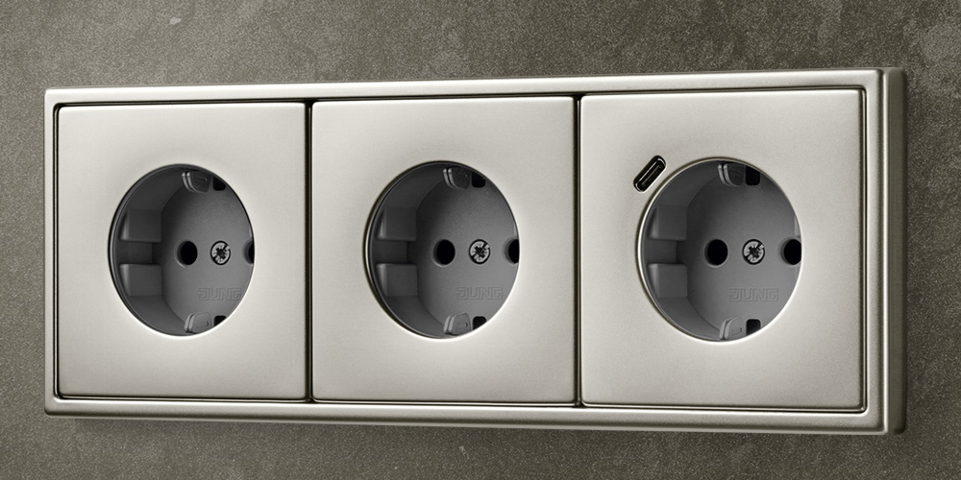 SCHUKO® Steckdosen mit USB bei Odenwald Elektro in Wald-Michelbach